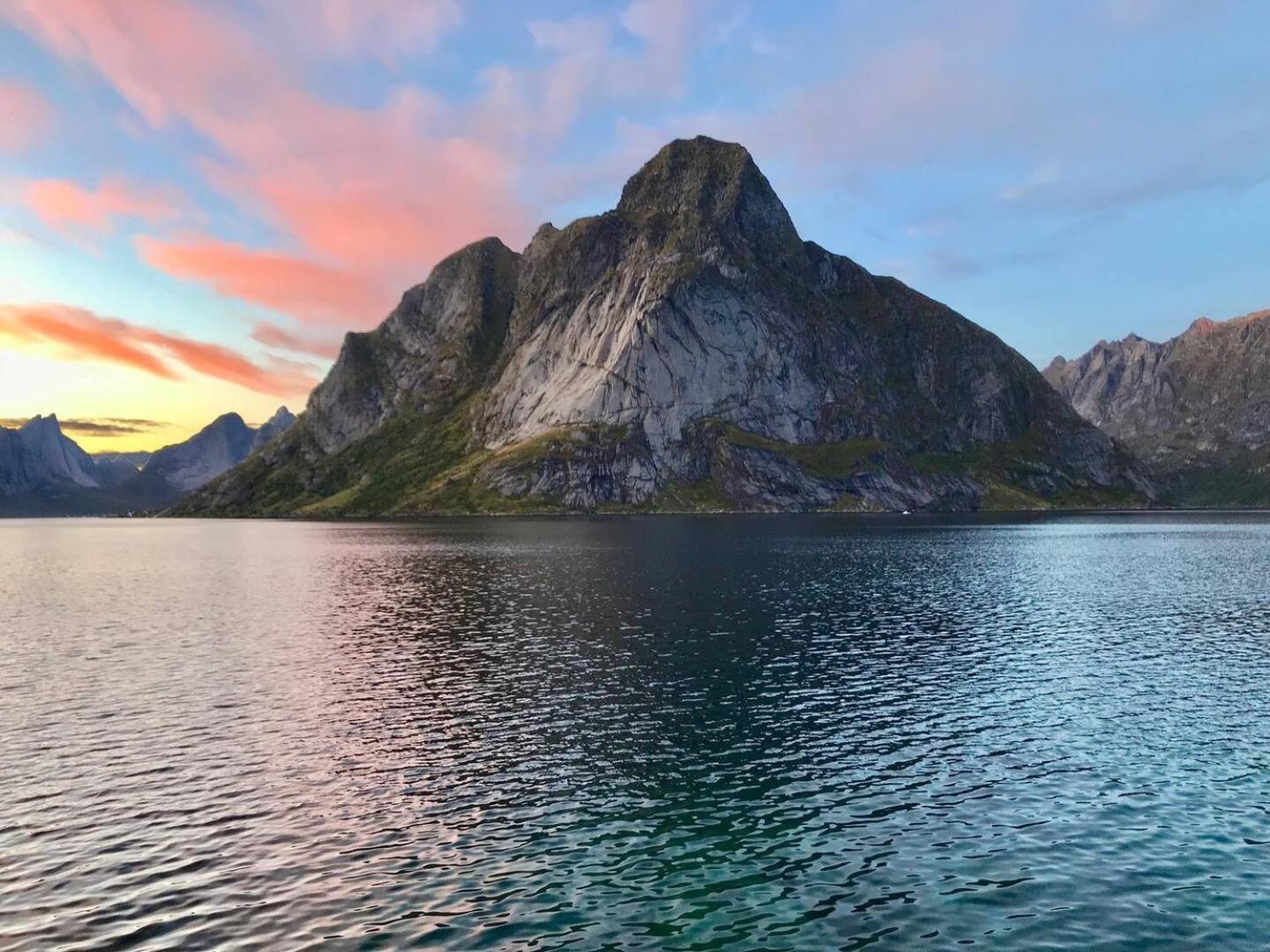 Reinefjorden Lodge Bagian luar foto